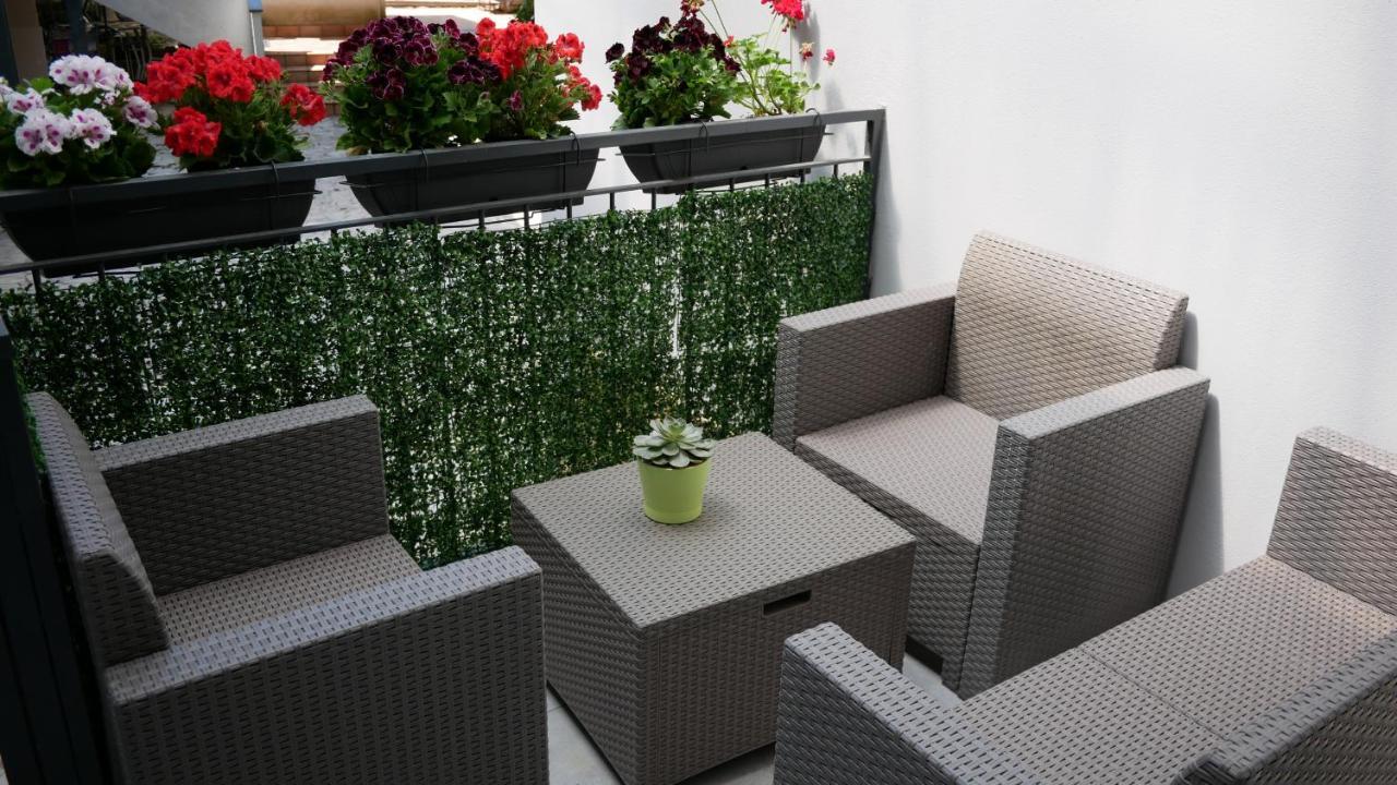 Terminal 1 Guest House Napoli Dış mekan fotoğraf