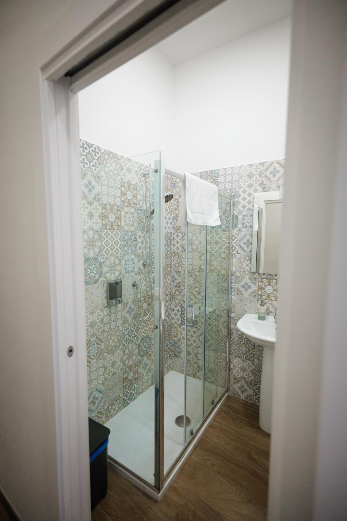 Terminal 1 Guest House Napoli Dış mekan fotoğraf